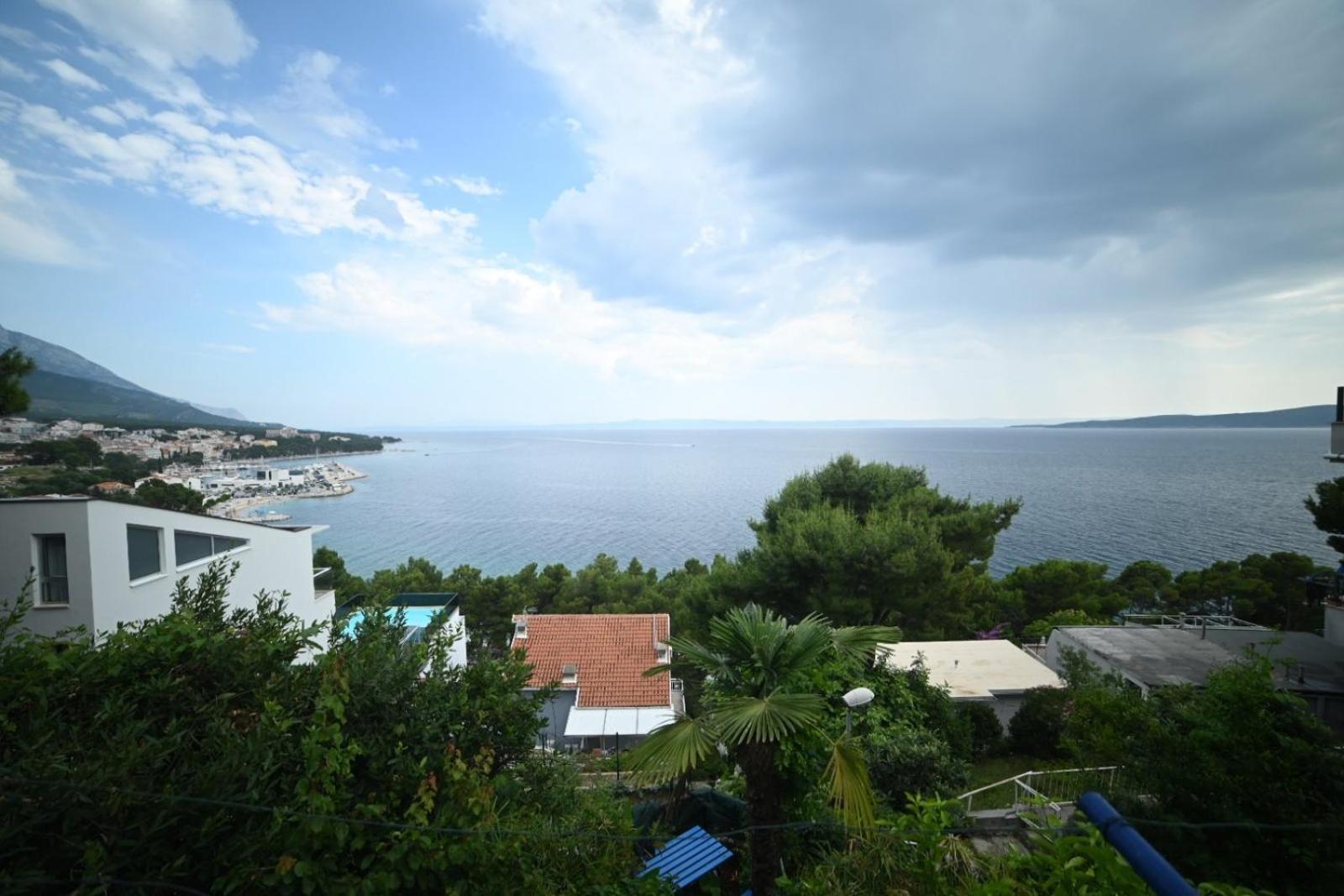 Apartments Feral 2 Baška Voda Exterior foto
